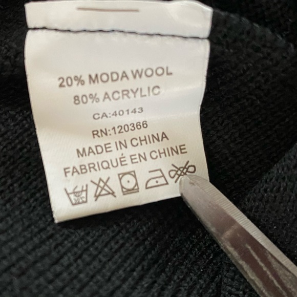 Sergio Louis Italy, Black Grey and Browns 20% Wool Sweater - Picture 5 of 5